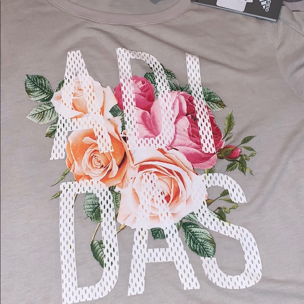 Adidas tee short sleeve